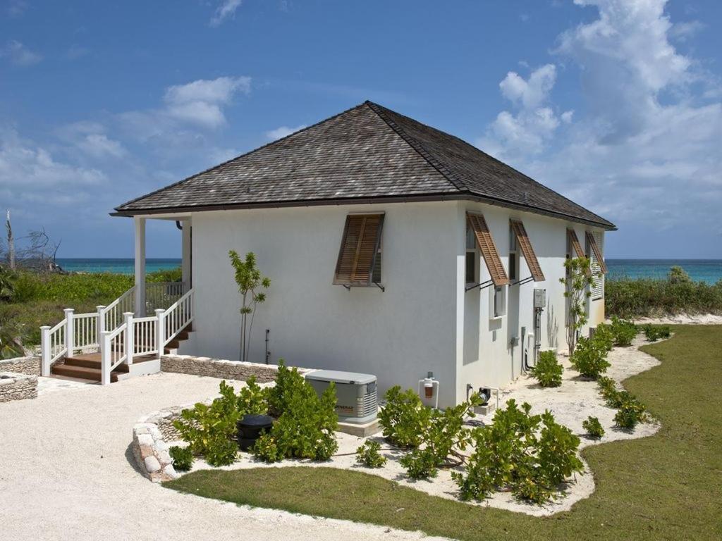 French Leave South Beach Bight II Villa Home Говернорс-Харбор Экстерьер фото